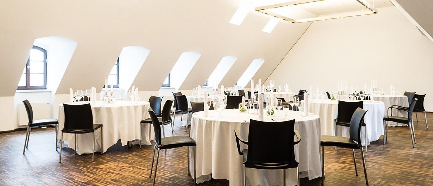 Vienna House Qf Hotel 5*